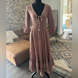 FREE PEOPLE long peasant dress. Blush colored with pockets!